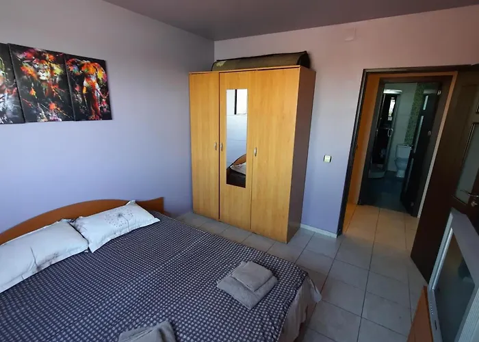 アパート Spacious, Modern In New - Sleeps 6 *