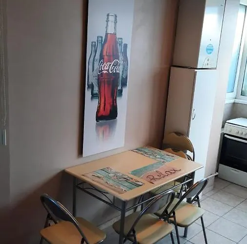 Spacious, Modern In New - Sleeps 6 Апартаменти *